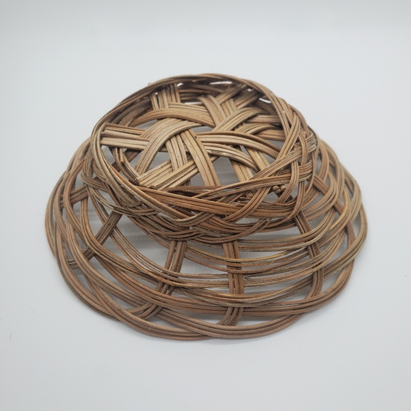 Small Wicker Basket - Picture 4 of 4